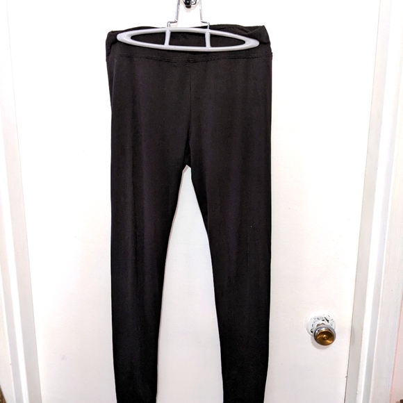 Black Leggings - Picture 1 of 7